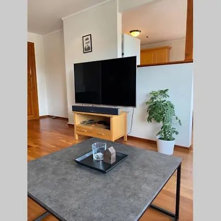 Marikollen, Spacious With Sunny Veranda