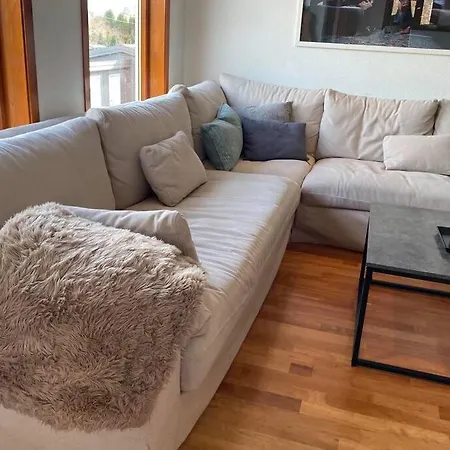 Marikollen, Spacious With Sunny Veranda Appartement *