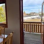 Marikollen, Spacious With Sunny Veranda * Kristiansand