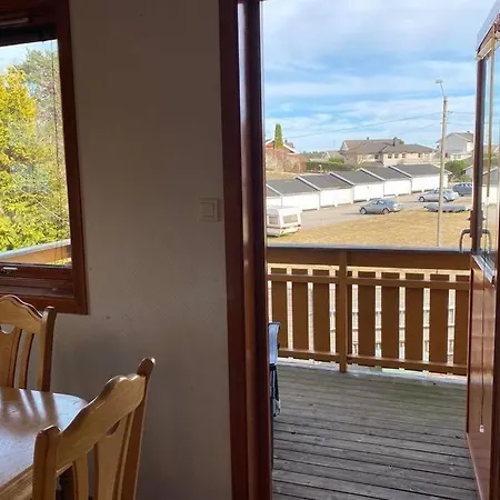 Marikollen, Spacious With Sunny Veranda * קריסטיאנסאנד